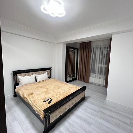 Luxury Aparts Chisináu Exterior foto