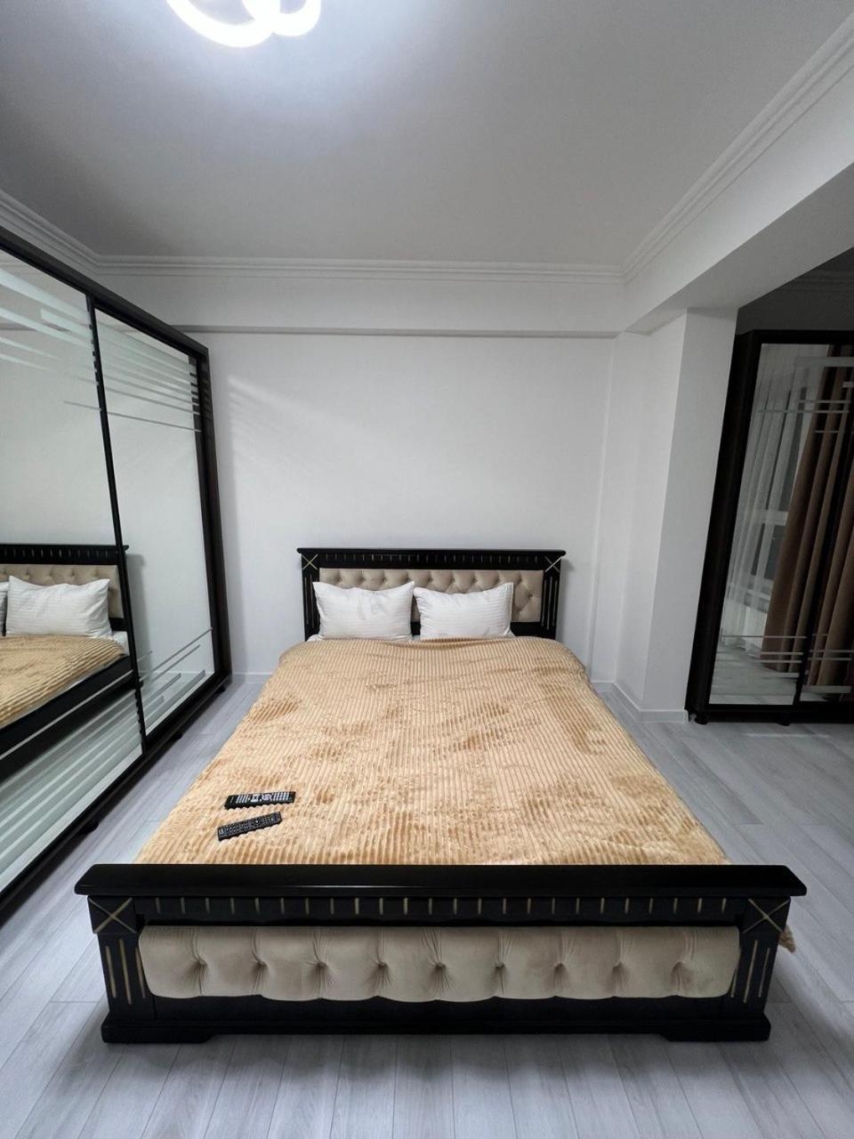 Luxury Aparts Chisináu Exterior foto