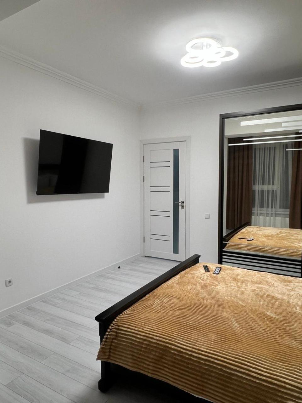 Luxury Aparts Chisináu Exterior foto